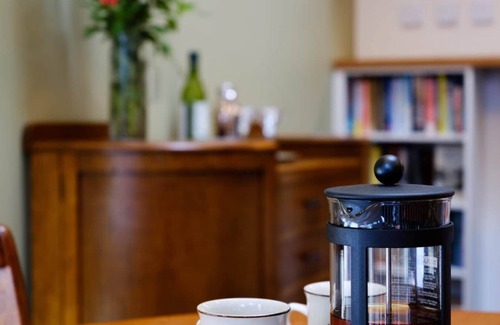 Dunedin City Centre Apartment | Top-Rated Henry Matthews Apartment with Kitchen & Accessibility