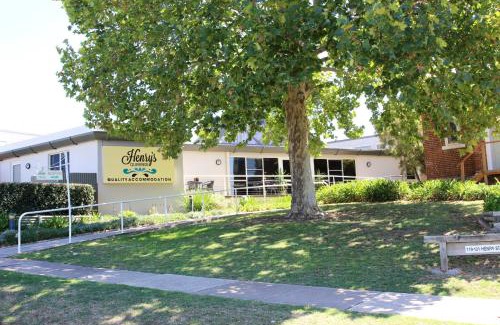 Quirindi House | Discover Henry's Quirindi: Accessible Family-Friendly Stay