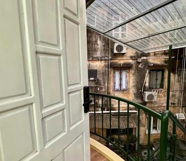 Hoan Kiem Apartment | Heo may - 3rd Floor room - Homestay Thu Hanoi