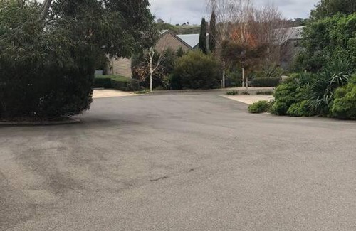 Hepburn Springs Villa | Unwind at Hepburn Hideaway Villa - Rated 9.3/10 by Guests