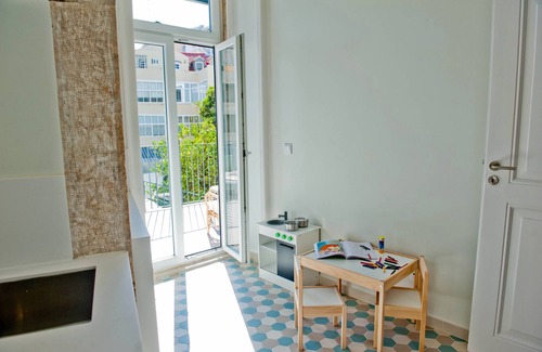 Lisbon Old Town Apartment | Her Majesty at Liverdade Avenue (1E)
