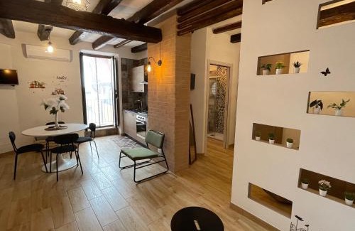 Agrigento House | Pet-Friendly Hera Home: Guest Rated 9.8/10 for Families