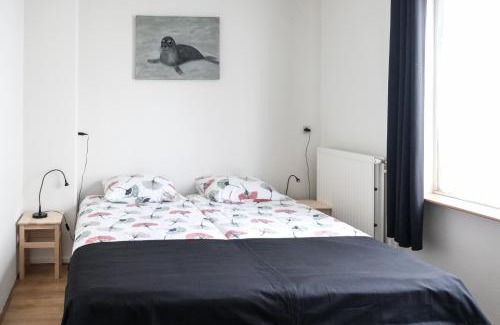 Uffelte Apartment | Comfortable Stay at Herberg de Roskam with Breakfast & Dining
