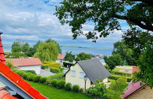 Muritz Apartment | Unforgettable Lake View at Herberge Seensucht in Jabelscher