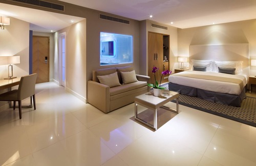 Eilat Hotel | Experience Comfort at Herbert Samuel Reef Eilat - 8.8/10