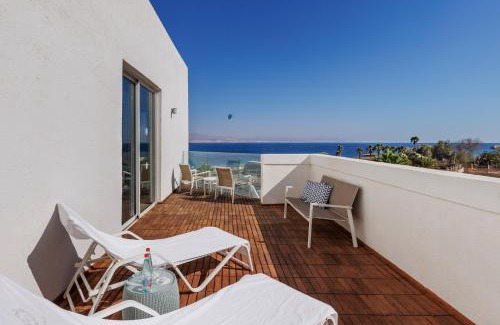 Eilat Hotel | Relax at Herbert Samuel The Reef Eilat with Ocean Views & Pool