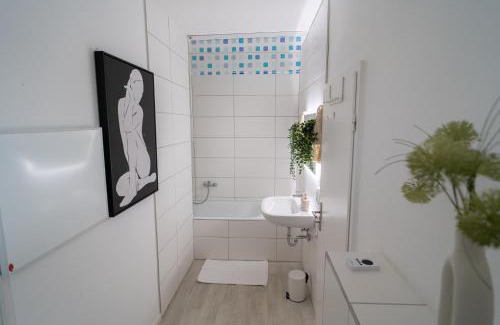 Unterallgau Apartment | Modern MOREHOME Apartments: Central Location & Parking