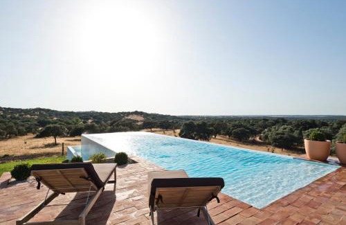 Foros de Vale de Figueira House | Tranquil Getaway at Herdade do Barrocal de Baixo