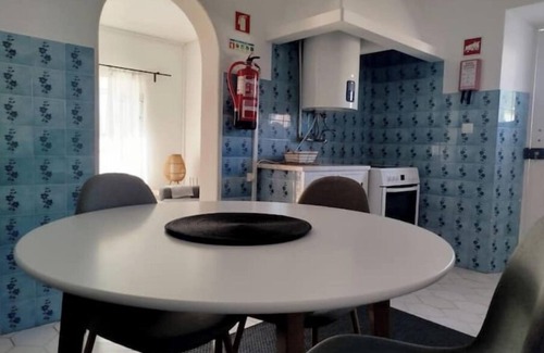 Bensafrim Apartment | Herdade do Castanheiro E, Bensafrim quiet country life a few minutes from Lagos.