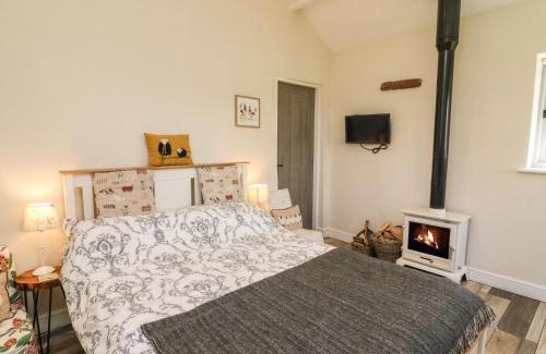 Appleby-in-Westmorland House | Discover Herdie Hideaway: Pet-Friendly 4-Star Retreat