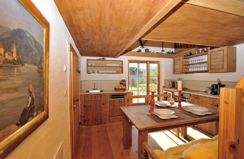 Durnstein Cabin | Exceptional Heritage Dürnstein: Spa & Pet-Friendly Retreat