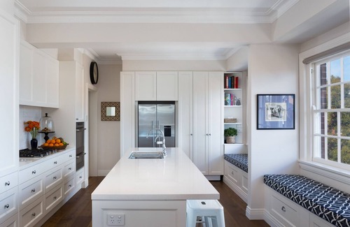 Double Bay Apartment | Elegant Harbourside Apartment with Oceanfront Amenities