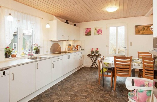 Rodby House | Heritage Holiday Home in R dby with Family-Friendly Terrace