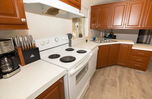 Pahrump House | Group-Friendly Heritage House: Rated 9.6 with Kitchen & Breakfast
