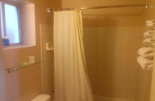 Prescott Hotel | Family-Friendly Stay at Heritage House Motel - Rated 7.9/10