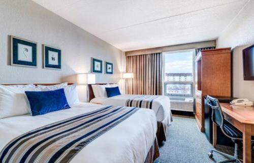 Saskatoon Hotel | Discover Heritage Inn Hotel & Convention Centre in Saskatoon