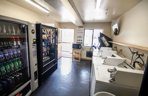 La Mesa Hotel | Relaxing Heritage Inn La Mesa with Pool & Spa Amenities
