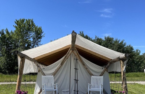 Bozeman Cabin | Experience Heritage Ranch 'Elk' Tent: Pet-Friendly Retreat