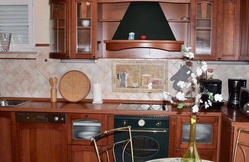 Cilipi Villa | Family-Friendly Heritage Villa with Pet Amenities & Pool