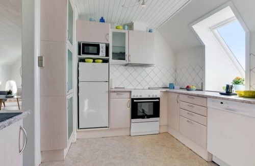 Hjerting Apartment | Seaside Retreat: Herkko with Ocean View & Spa Amenities