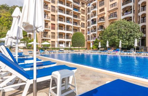 Golden Sands Apartment | Hermann's Sea View Apartment - Bendita Mare