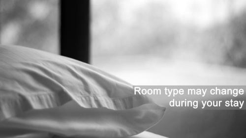 Ios House | Relax at Hermes-Ios Rooms with Pool & Ocean Views