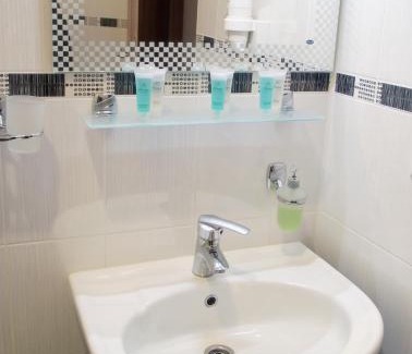 Truskavets Hotel | Relax at Hermes Resort: Spa, Pool, & Oceanfront Views