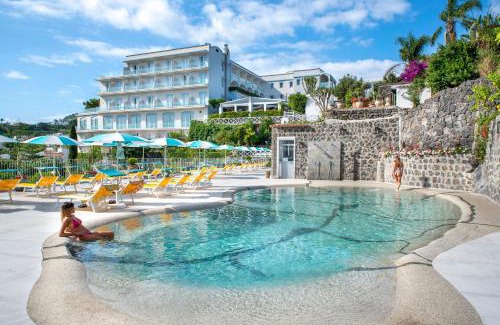 Ischia Porto Hotel | Relax at Hermitage Resort & Thermal Spa with Ocean Views