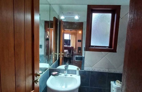 San Carlos de Bariloche Cabin | Cozy Hermosa Cabaña Near the Lake and City Center