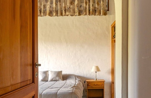 Playa Bonita Ski Chalet | Relaxing Retreat with Garden and Mountain Views