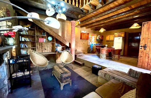 Patzcuaro Cottage | Cozy Cabin for 6 Near Patzcuaro with Pet-Friendly Amenities