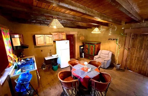 Patzcuaro Cottage | Cozy Cabin for 6 Near Patzcuaro with Pet-Friendly Amenities