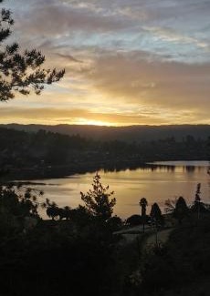 Vichuquen House | Scenic Cabin Retreat with Lake Views and Family-Friendly Amenities