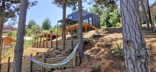 Vichuquen House | Scenic Cabin Retreat with Lake Views and Family-Friendly Amenities