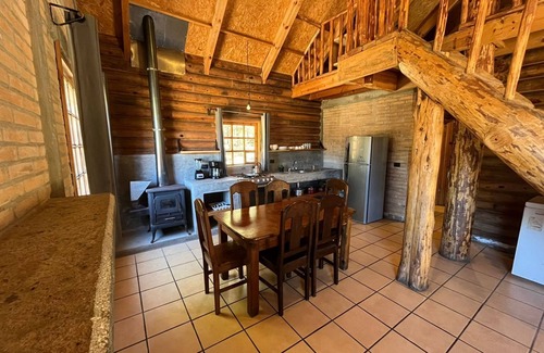 Pueblo Nuevo Cabin | Cozy Mountain Cabin Retreat @Parque La Pirámide