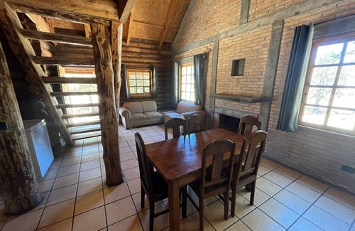 Pueblo Nuevo Cabin | Cozy Mountain Cabin Retreat @Parque La Pirámide