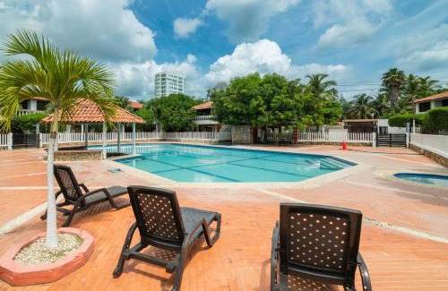 Covenas House | Pet-Friendly Hermosa Cabana with Pool & 10/10 Guest Rating