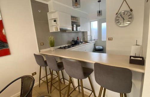 Los Angeles Apartment | Family-Friendly Hermosa Casa: 2 Bedrooms & Top-Rated Stay