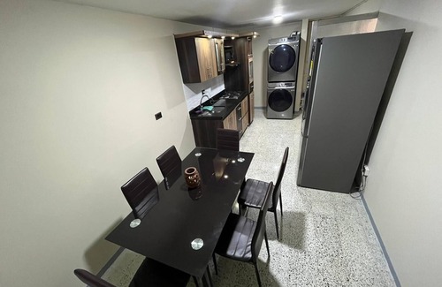 Laureles - Estadio House | Experience Hermosa Casa with 2 Jacuzzis & Spa Amenities