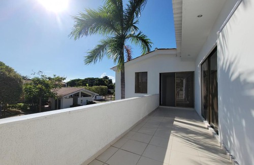 Ricaurte Villa | Inviting Casa with Private Jacuzzi & Communal Pool
