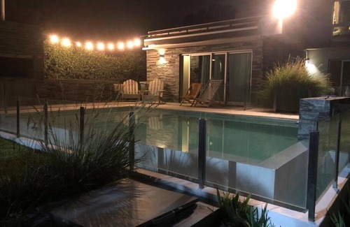 Villa Allende House | Ideal Retreat with Pool Near Golf for Family Getaways