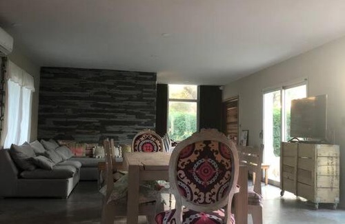 Villa Allende House | Ideal Retreat with Pool Near Golf for Family Getaways