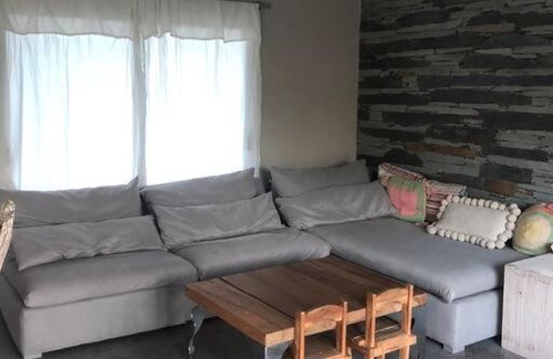 Villa Allende House | Ideal Retreat with Pool Near Golf for Family Getaways