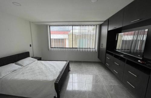 Fusagasuga House | Cozy Hermosa Casa De Descanso - Pet & Child Friendly Stay