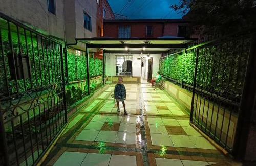 Sabaneta House | Ideal Stay in a Beautiful Home with Family & Pet Amenities