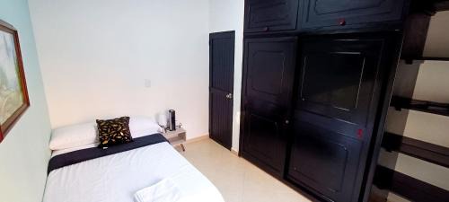 Sabaneta House | Ideal Stay in a Beautiful Home with Family & Pet Amenities