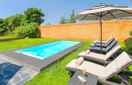El Santuario House | Hermosa Casa en San Gaspar con Vista al Lago