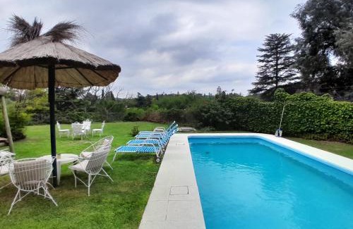 Villa Icho Cruz House | Riverside Retreat: Pet-Friendly Home with Pool & Ocean Views