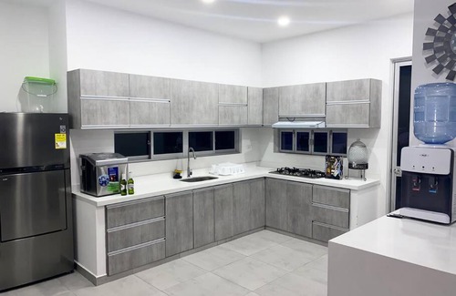 Ricaurte House | Modern Haven in Girardot: Pet-Friendly with Pool & Hot Tub