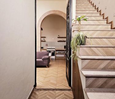 Historic Centre Apartment | Family-Friendly HERMOSA Casa Serapio with Hot Tub Access